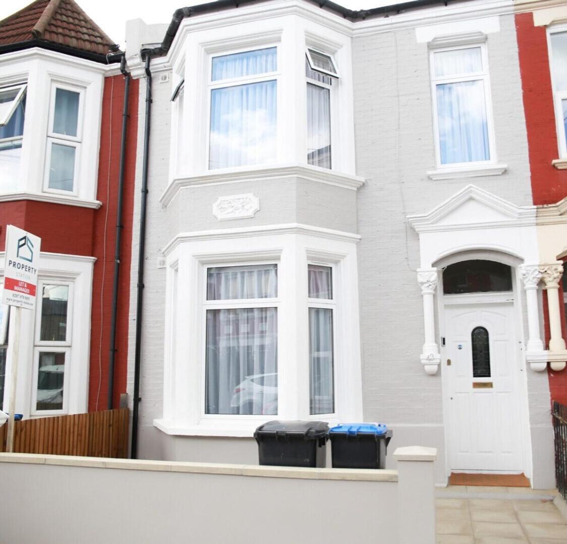 Cricklewood Deluxe Ensuite Room London Luaran gambar