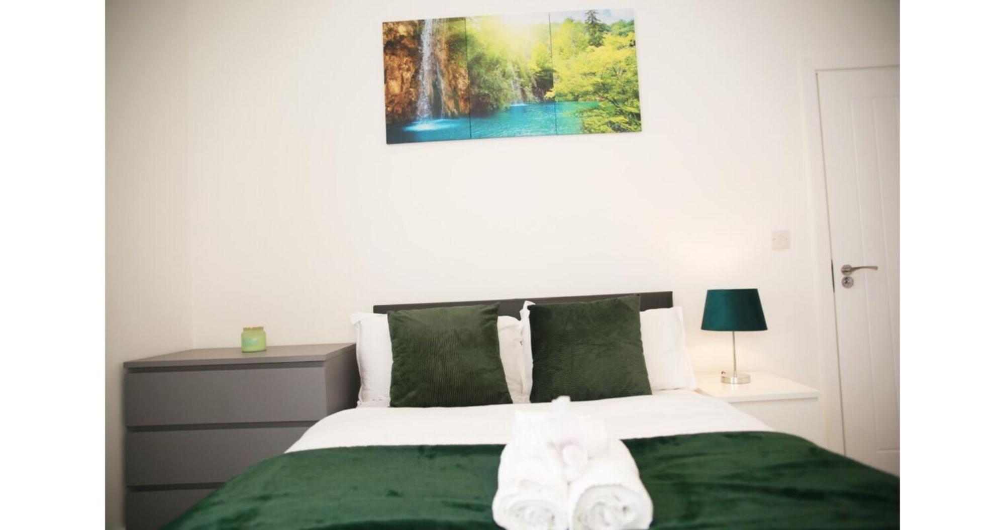 Cricklewood Deluxe Ensuite Room London Bilik gambar