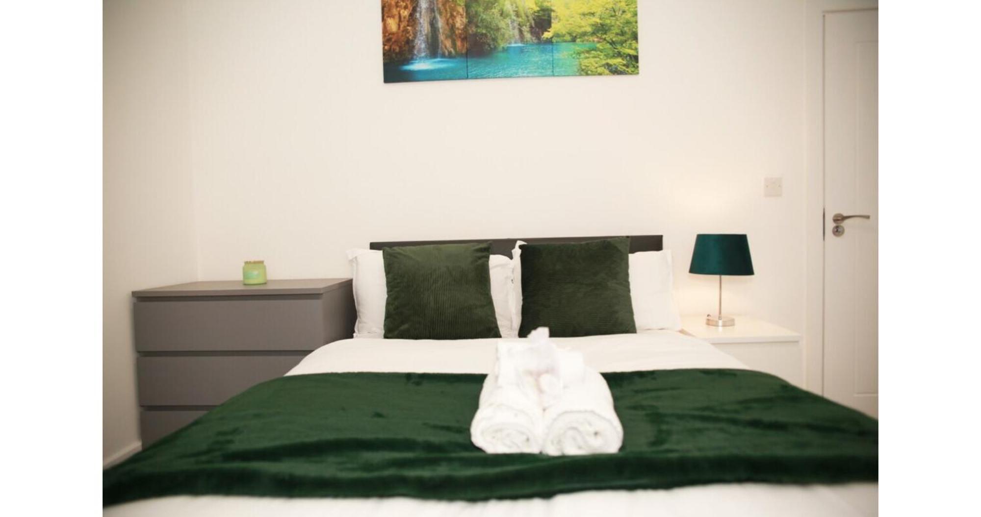Cricklewood Deluxe Ensuite Room London Bilik gambar