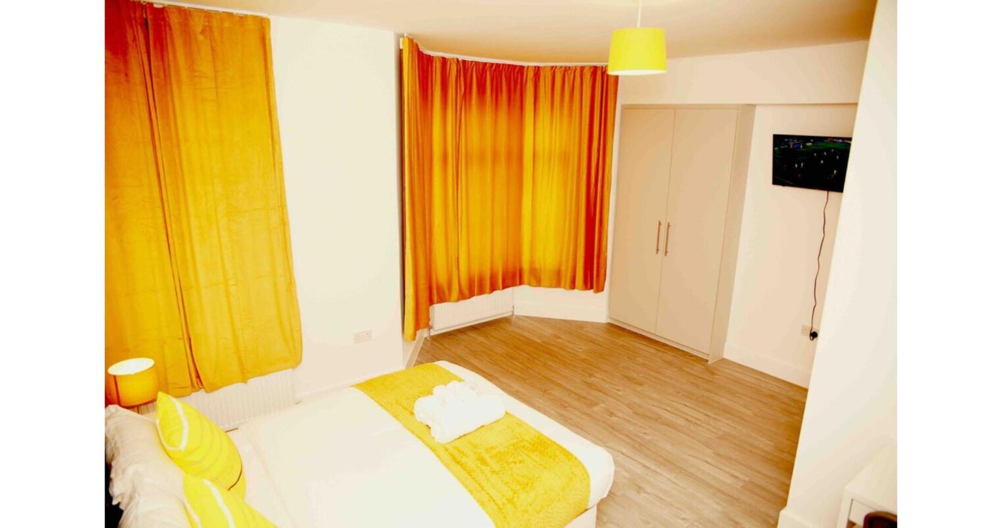 Cricklewood Deluxe Ensuite Room London Bilik gambar