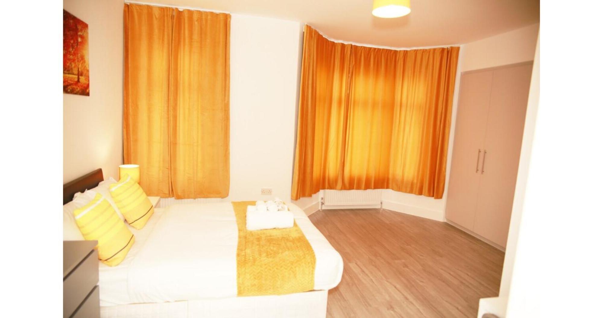 Cricklewood Deluxe Ensuite Room London Bilik gambar